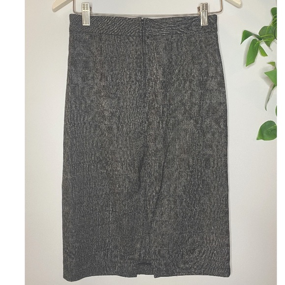 Pencil skirt - Picture 2 of 2